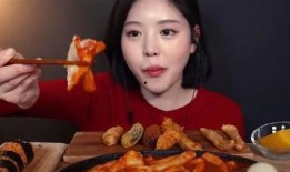 网红泡泡和黄钰杰的吃瓜,一场吃瓜盛宴背后的故事